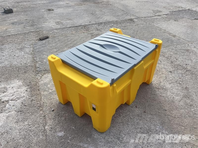 Emiliana Serbatoi CARRYTANK 330CM 330 L Poly Portable Diesel Transfe Brændstof- og tilsætningstank.