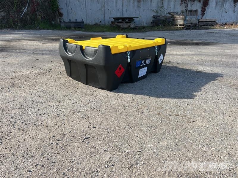 Emiliana Serbatoi Carrytank 220CM 220 L Poly Portable Diesel Transfe Fuel and additive tanks