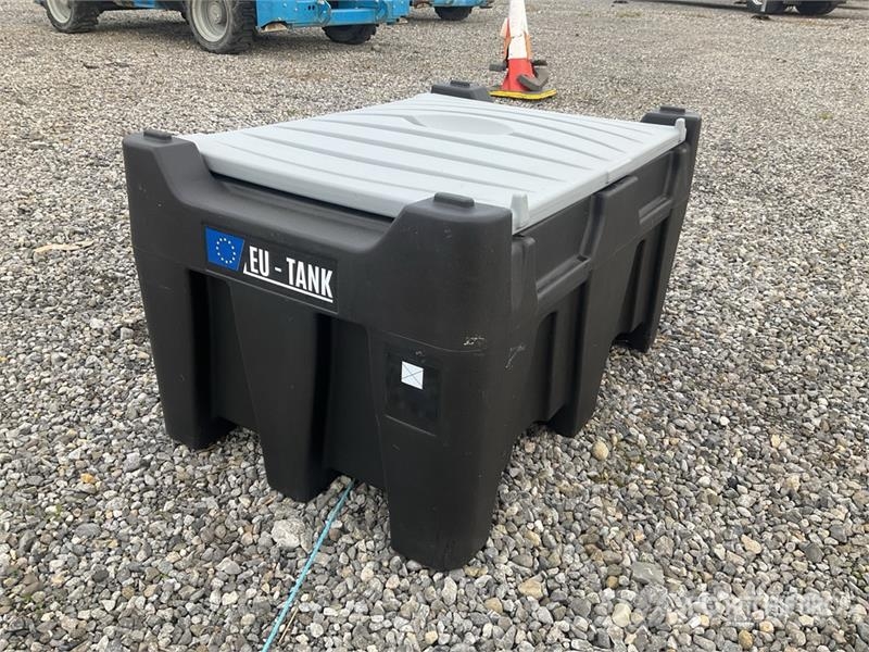 Emiliana Serbatoi Carrytank330 330 L Portable Poly Diesel 330 L Poly Баки для топлива и присадок