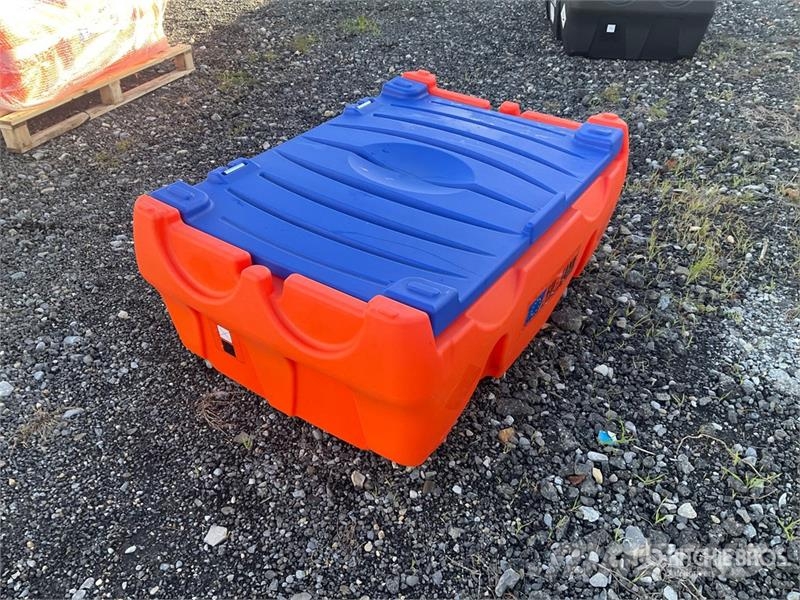 Emiliana Serbatoi Carrytank 220 Резервоари за гориво и добавки
