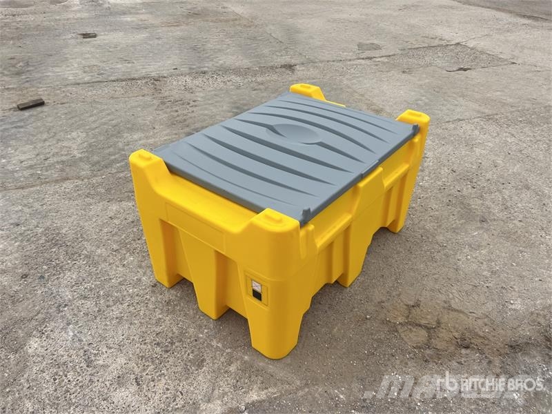 Emiliana Serbatoi CARRYTANK 330CM 330 L Poly Portable Diesel Transfe Паливні та присадочні баки