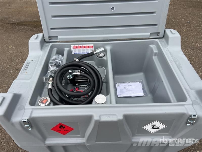 Emiliana Serbatoi Carrytank 400CM 440 L Poly Portable Diesel Transfe Bränsle och tillsatstankar