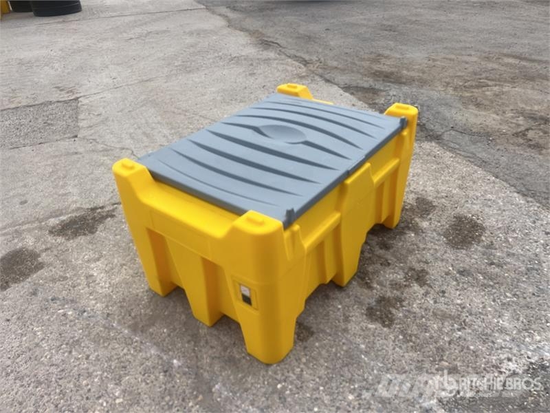 Emiliana Serbatoi CARRYTANG 330CM 330 L Poly Portable Diesel Transfe Паливні та присадочні баки