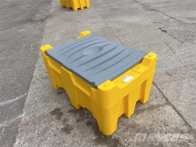 Emiliana Serbatoi CARRYTANG 330CM 330 L Poly Portable Diesel Transfe Паливні та присадочні баки