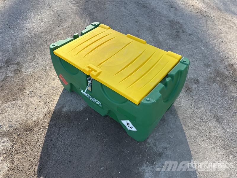 Emiliana Serbatoi Carrytank 150CM Fuel Tank (Unused) صهاريج الوقود والصهاريج الإضافية