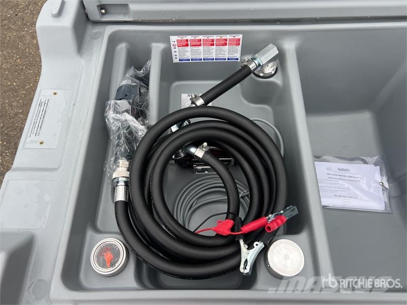 Emiliana Serbatoi Carrytank 400CM 440 L Poly Portable Diesel Transfe Bränsle och tillsatstankar