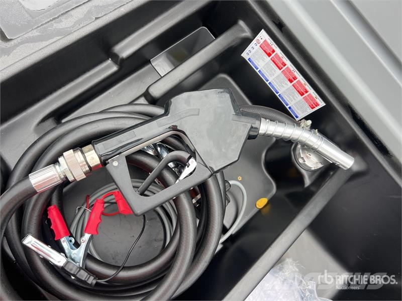 Emiliana Serbatoi Carrytank 400CM 440 L Poly Portable Diesel Transfe Bränsle och tillsatstankar