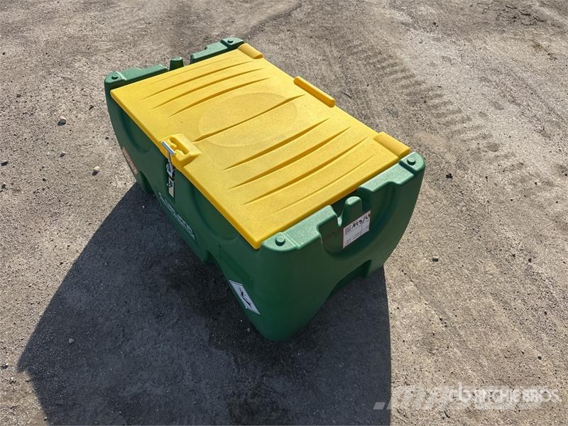 Emiliana Serbatoi Carrytank 150CM Fuel Tank (Unused) صهاريج الوقود والصهاريج الإضافية