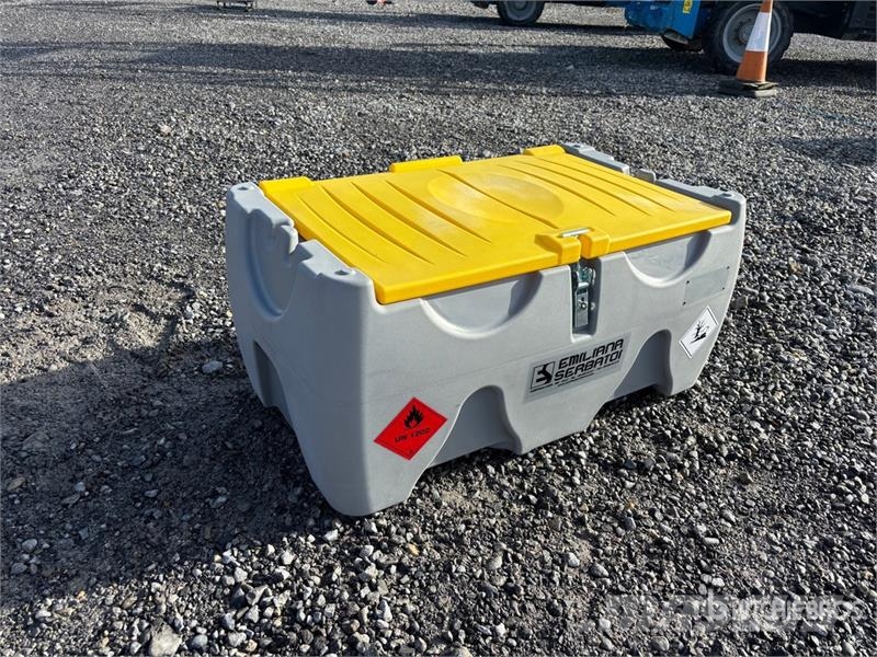 Emiliana Serbatoi Carrytank 150 150 L Portable Poly Diesel Fuel Tank Polttoaine- ja lisäainesäiliöt