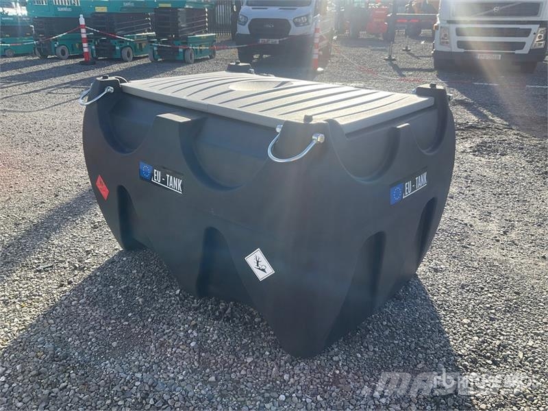 Emiliana Serbatoi CTK900 900 L Portable Poly Diesel Fuel Tank (Unuse Üzemanyag- és adaléktartályok