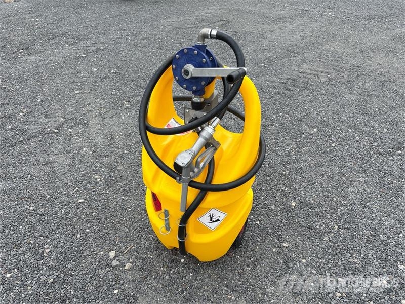 Emiliana Serbatoi EU-TANK 55 L Poly Portable Transfer and Dispensing Depósitos de combustible y aditivos