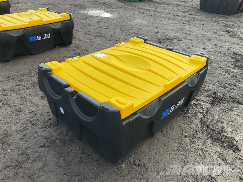 Emiliana Serbatoi EU-TANK 220PK Portable Poly 220 L Poly Portable Di Üzemanyag- és adaléktartályok