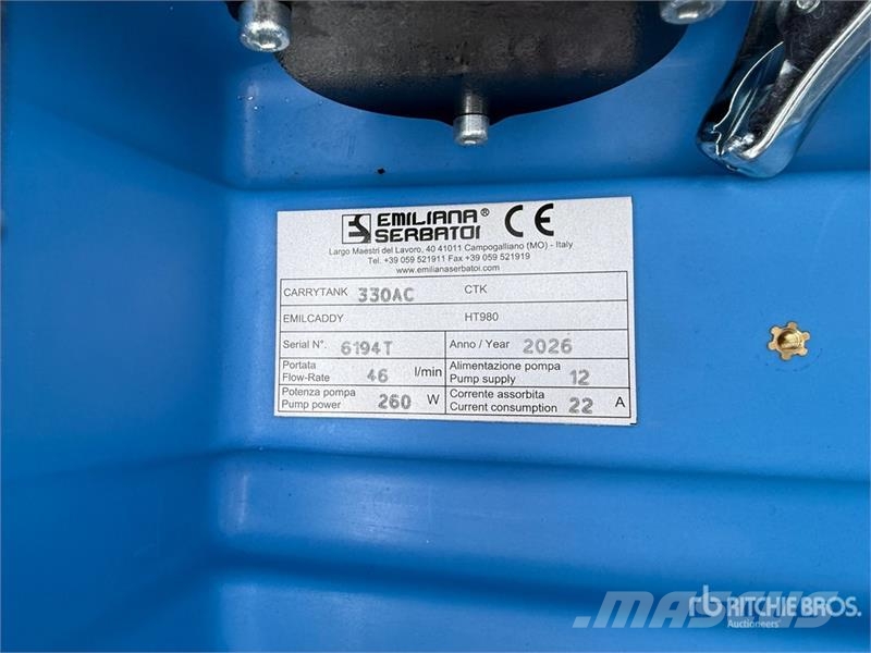 Emiliana Serbatoi EU-TANK 330 330 L Poly Portable Diesel Transfer an صهاريج الوقود والصهاريج الإضافية