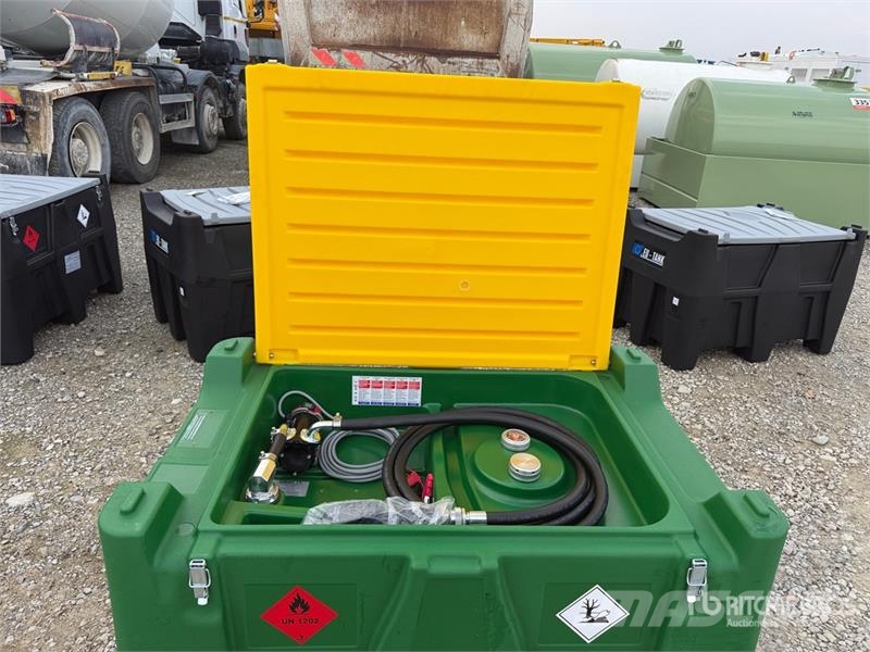 Emiliana Serbatoi EU-TANK 440 440 L Poly Portable Diesel Transfer an Yakıt ve katkı maddesi tankları