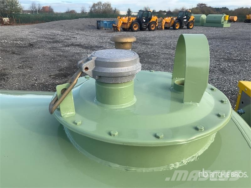 Emiliana Serbatoi EU-TANK 3000 3000 L Steel Diesel 3000 L Steel Stor Bränsle och tillsatstankar