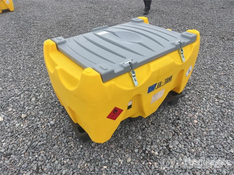 Emiliana Serbatoi EU-TANK 330 330 L Plastic Diesel 330 L Poly Portab Serbatoi per carburante e additivi
