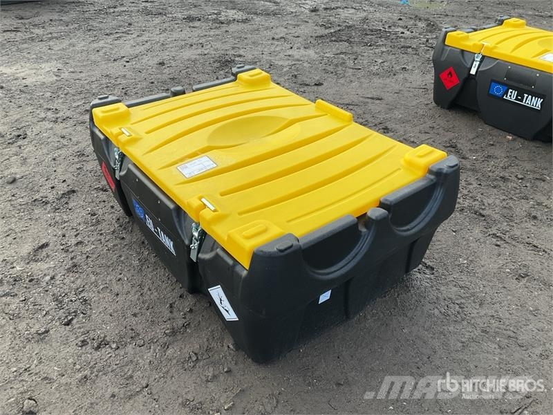 Emiliana Serbatoi EU-TANK 220PK Portable Poly 220 L Poly Portable Di Üzemanyag- és adaléktartályok