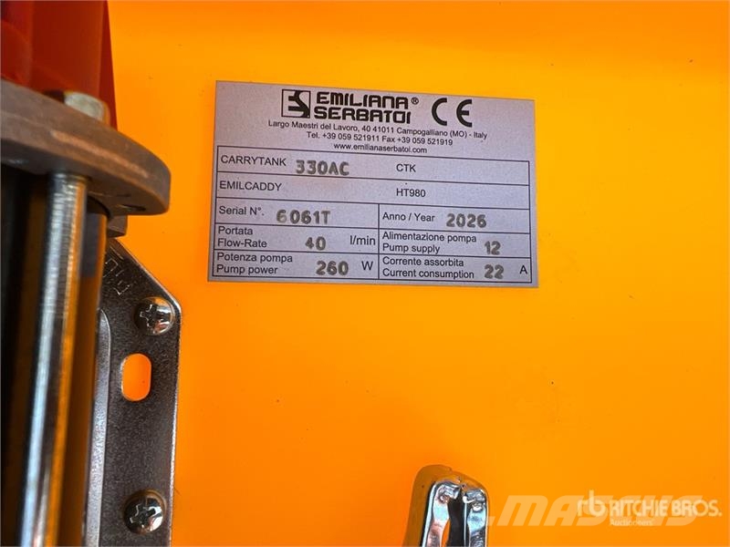 Emiliana Serbatoi EU-TANK 330 330 L Poly Portable Diesel Transfer an Kraftstoff- und Zusatzstoffbehälter