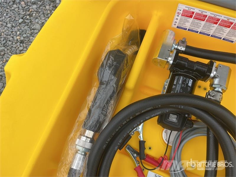 Emiliana Serbatoi EU-TANK 330 330 L Plastic Diesel 330 L Poly Portab Serbatoi per carburante e additivi