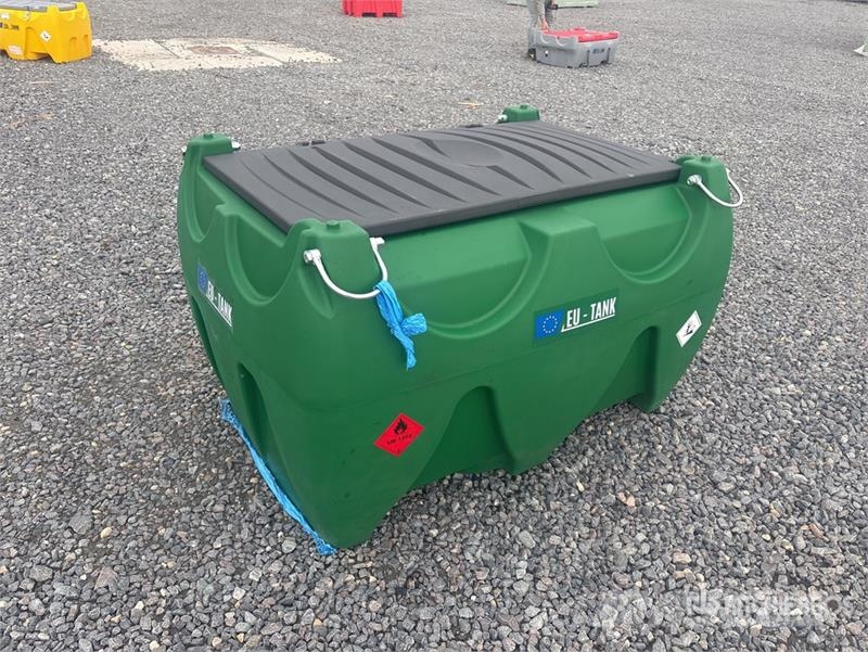 Emiliana Serbatoi EU-TANK 900 Fuel Tank (Unused) Serbatoi per carburante e additivi