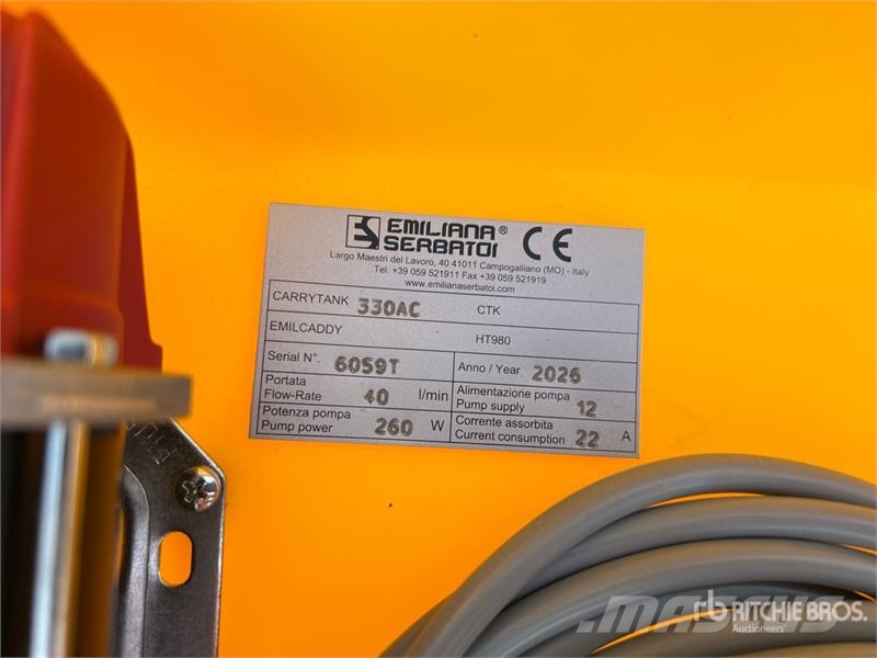Emiliana Serbatoi EU-TANK 330 330 L Poly Portable Diesel Transfer an Kraftstoff- und Zusatzstoffbehälter