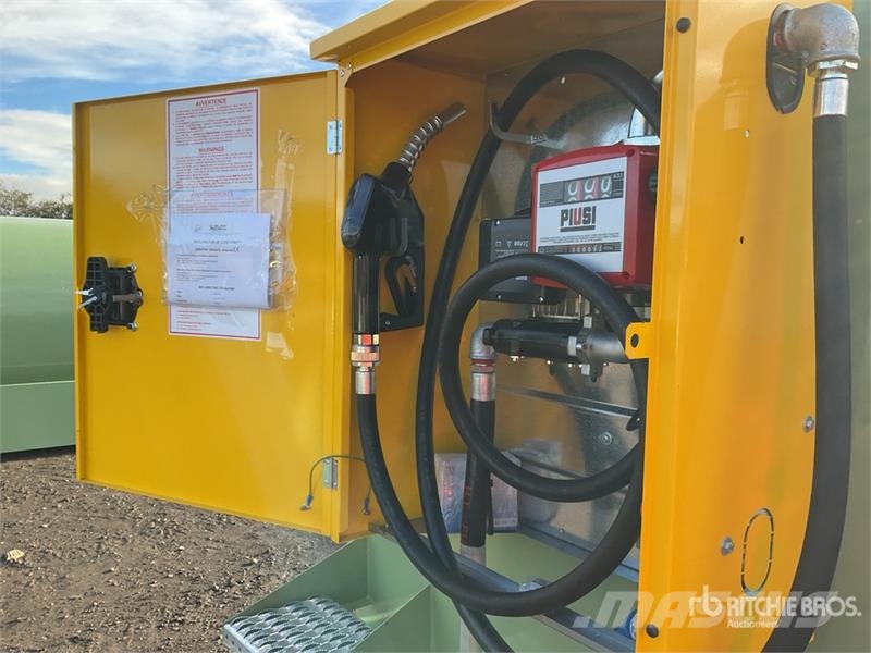 Emiliana Serbatoi EU-TANK 9000 Skid Mounted Steel 9000 L Steel Stora Паливні та присадочні баки