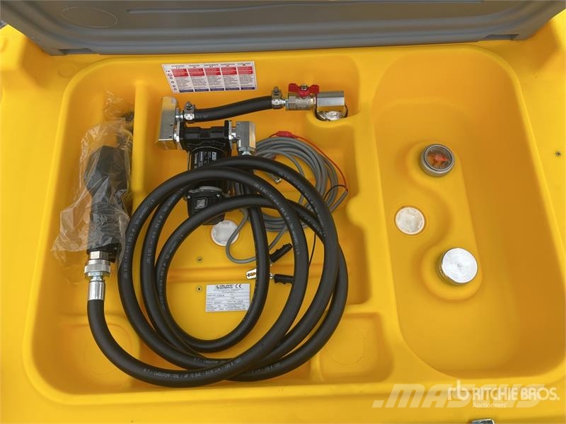 Emiliana Serbatoi EU-TANK 330 330 L Plastic Diesel 330 L Poly Portab Serbatoi per carburante e additivi