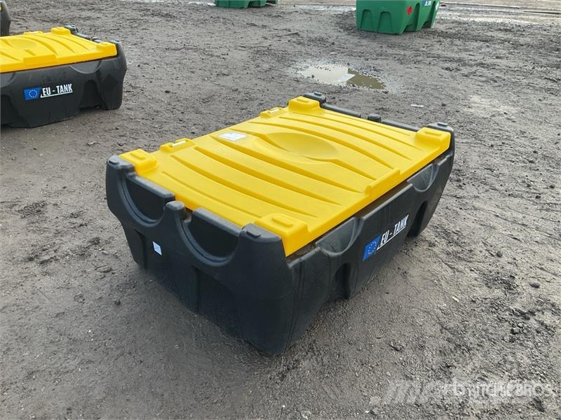 Emiliana Serbatoi EU-TANK 220PK Portable Poly 220 L Poly Portable Di Üzemanyag- és adaléktartályok