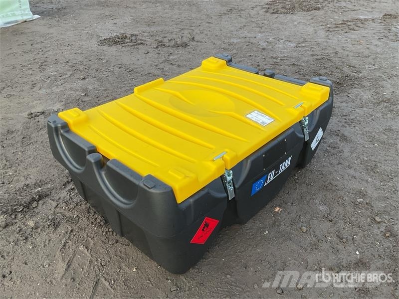 Emiliana Serbatoi EU-TANK 220PK Portable Poly 220 L Poly Portable Di Üzemanyag- és adaléktartályok