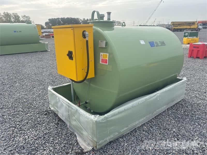 Emiliana Serbatoi EU-TANK 3000 3000 L Steel Storage and Dispensing T Serbatoi per carburante e additivi