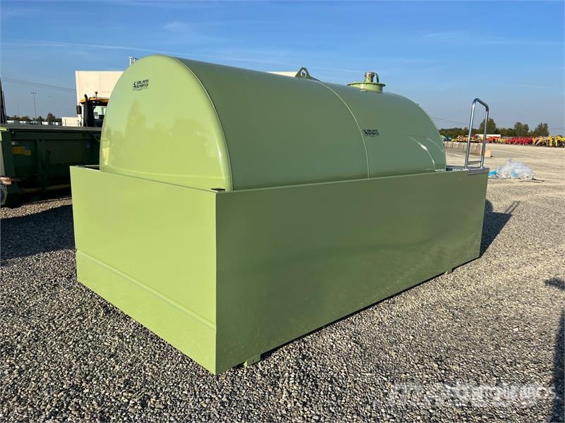 Emiliana Serbatoi EU-TANK 9000 9000 L Steel Storage and Dispensing T Depósitos de combustible y aditivos