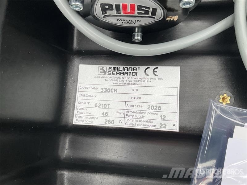 Emiliana Serbatoi EU-TANK 330PK Portable Poly 330 L Poly Portable Di Üzemanyag- és adaléktartályok