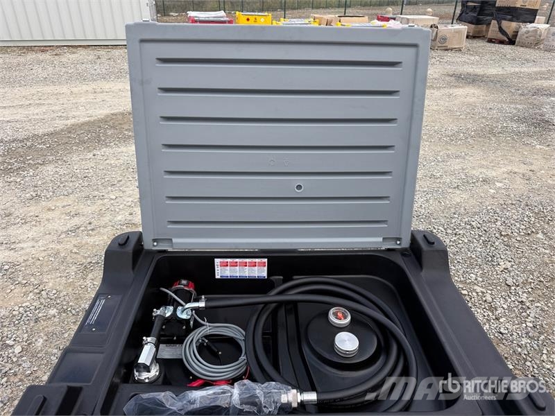 Emiliana Serbatoi EU-TANK 440 440 L Poly Portable Diesel Transfer an Yakıt ve katkı maddesi tankları
