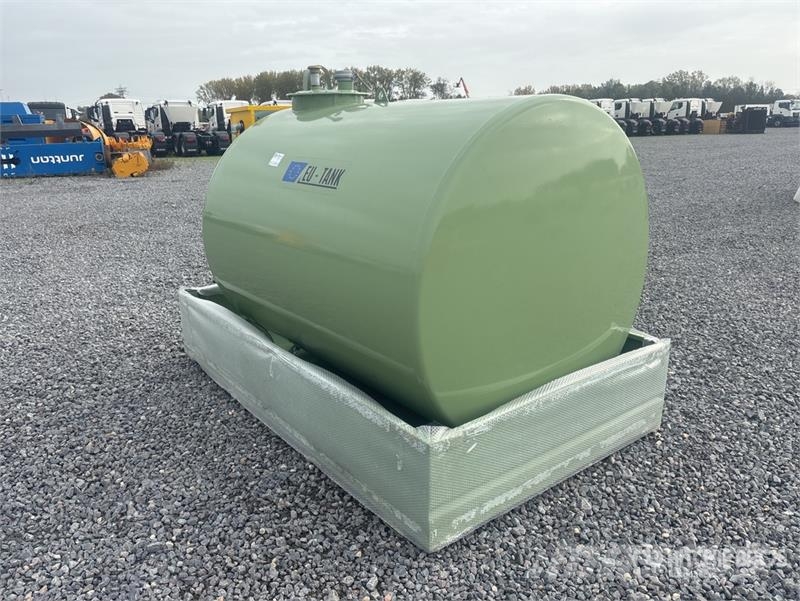 Emiliana Serbatoi EU-TANK 3000 3000 L Steel Storage and Dispensing T Serbatoi per carburante e additivi