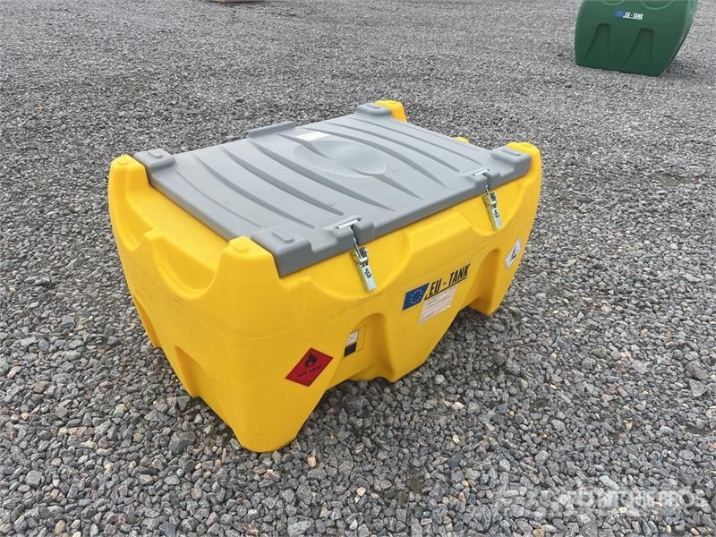 Emiliana Serbatoi EU-TANK 330 330 L Plastic 330 L Poly Portable Dies Serbatoi per carburante e additivi