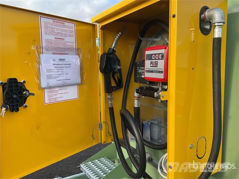 Emiliana Serbatoi EU-TANK 9000 Skid Mounted Steel 9000 L Steel Stora Паливні та присадочні баки