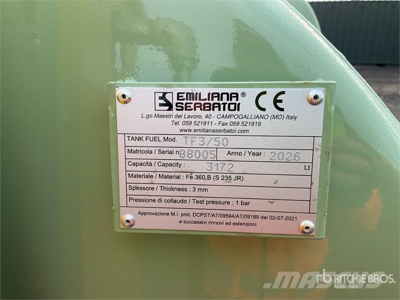 Emiliana Serbatoi EU-TANK 3000 Skid Mounted Steel 3000 L Steel Stora Паливні та присадочні баки