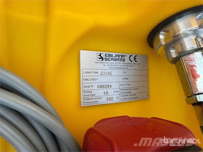 Emiliana Serbatoi EU-TANK 220 220 L Poly Portable Diesel Transfer an Depósitos de combustible y aditivos