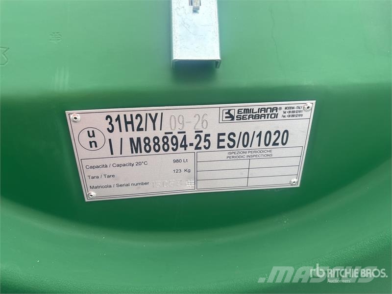 Emiliana Serbatoi EU-TANK 900 Fuel Tank (Unused) Serbatoi per carburante e additivi