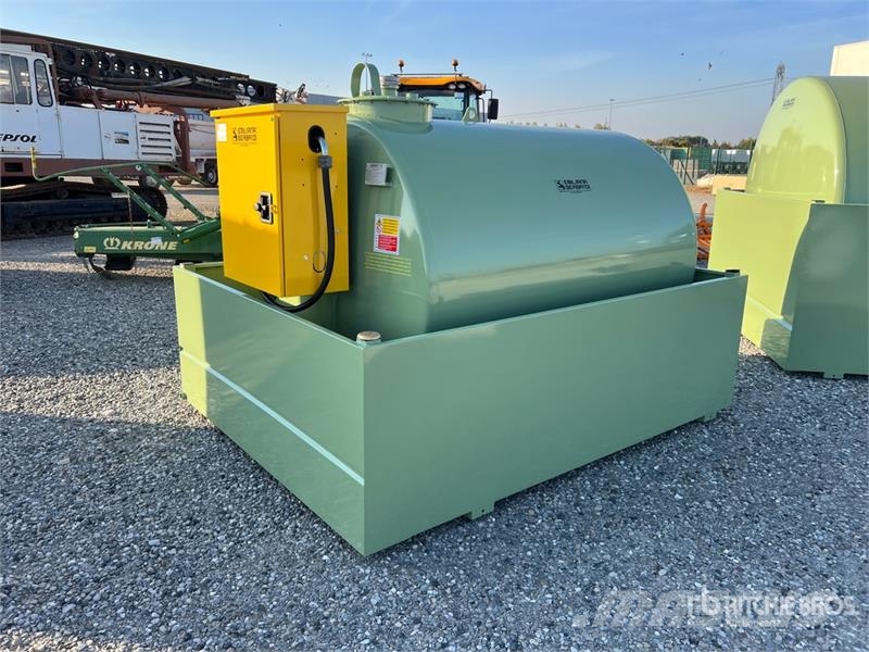 Emiliana Serbatoi EU-TANK 3000 3000 L Steel Storage and Dispensing T Depósitos de combustible y aditivos