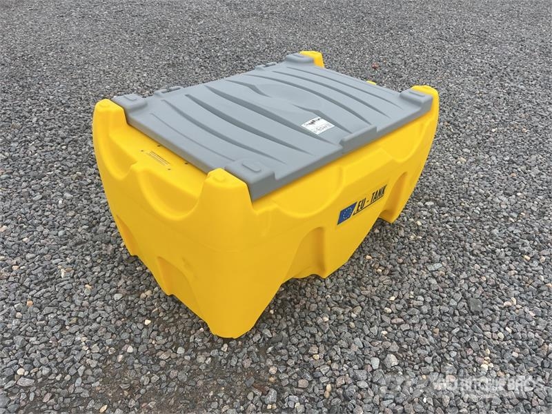 Emiliana Serbatoi EU-TANK 330 330 L Plastic Diesel 330 L Poly Portab Serbatoi per carburante e additivi