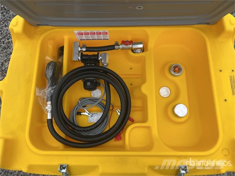Emiliana Serbatoi EU-TANK 330 330 L Plastic 330 L Poly Portable Dies Serbatoi per carburante e additivi