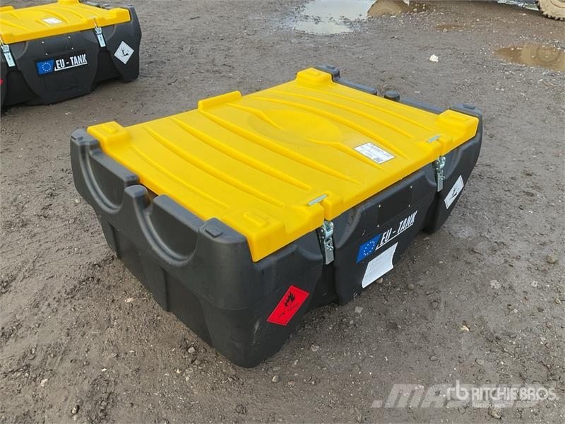 Emiliana Serbatoi EU-TANK 220PK Portable Poly 220 L Poly Portable Di Üzemanyag- és adaléktartályok