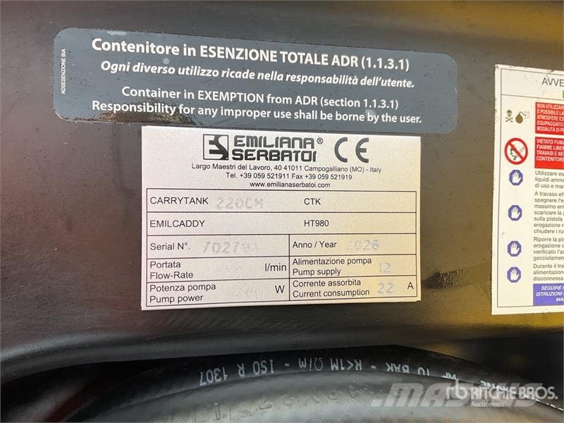 Emiliana Serbatoi EU-TANK 220PK Portable Poly 220 L Poly Portable Di Polttoaine- ja lisäainesäiliöt