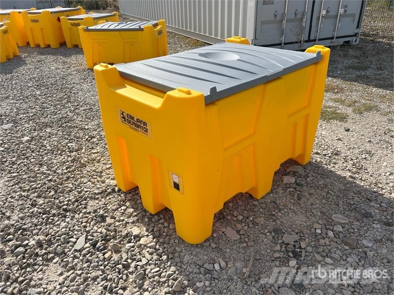 Emiliana Serbatoi EU-TANK 440 440 L Poly Portable Diesel Transfer an Kraftstoff- und Zusatzstoffbehälter