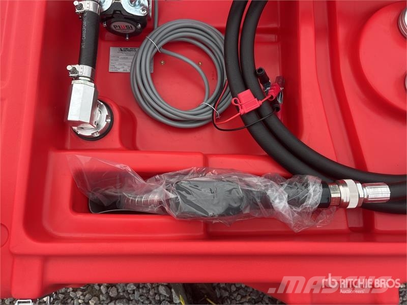Emiliana Serbatoi EU-TANK 440 440 L Plastic Diesel 440 L Poly Portab Serbatoi per carburante e additivi