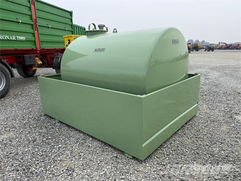 Emiliana Serbatoi EU-TANK 3000 3000 L Steel Storage and Dispensing T Yakıt ve katkı maddesi tankları