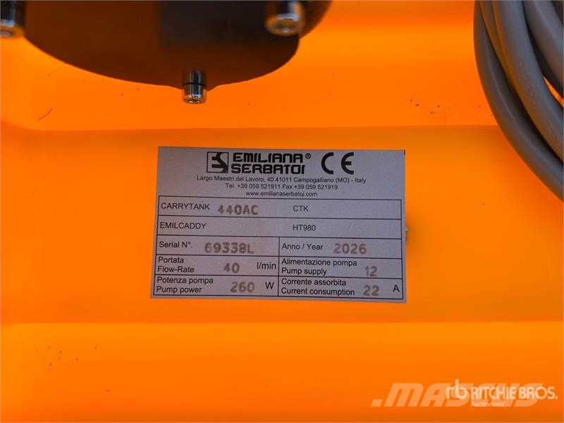 Emiliana Serbatoi EU-TANK 440 440 L Poly Portable Diesel Transfer an Kraftstoff- und Zusatzstoffbehälter