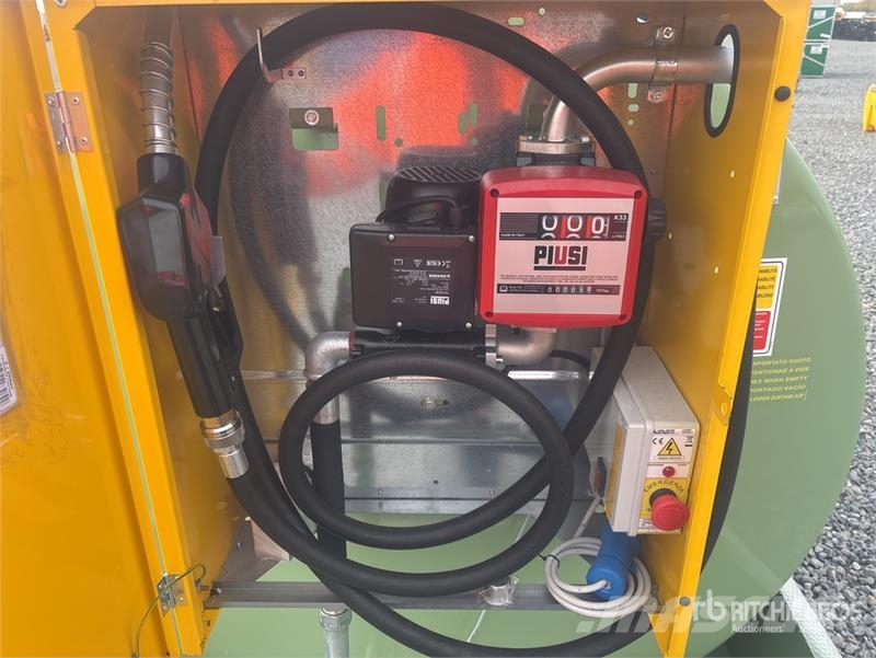 Emiliana Serbatoi EU-TANK 3000 3000 L Steel Storage and Dispensing T Serbatoi per carburante e additivi