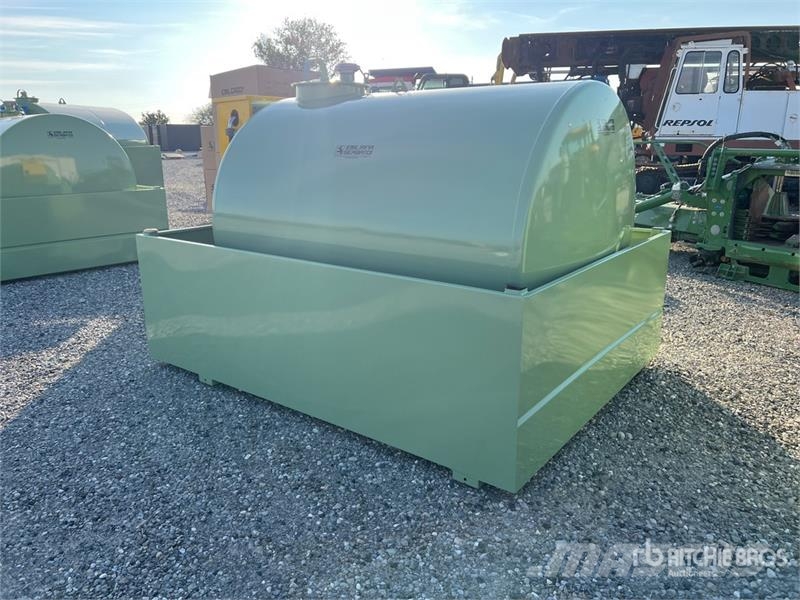 Emiliana Serbatoi EU-TANK 3000 3000 L Steel Storage and Dispensing T Depósitos de combustible y aditivos